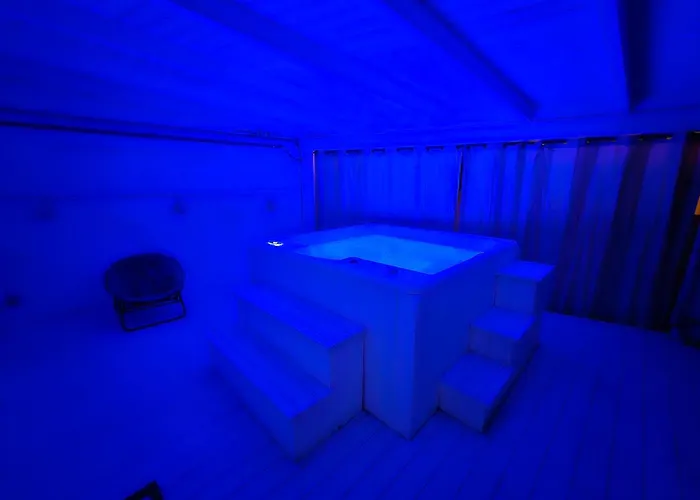 شقة In سبيكيا