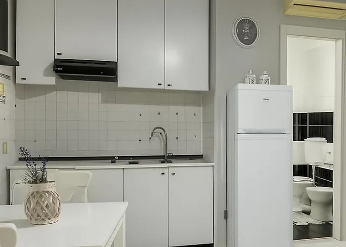 In شقة سبيكيا